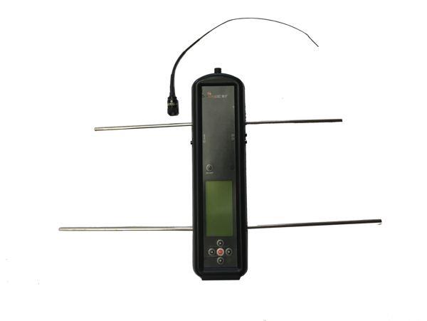 Radiový vyhledávač (vysílač + přijímač)