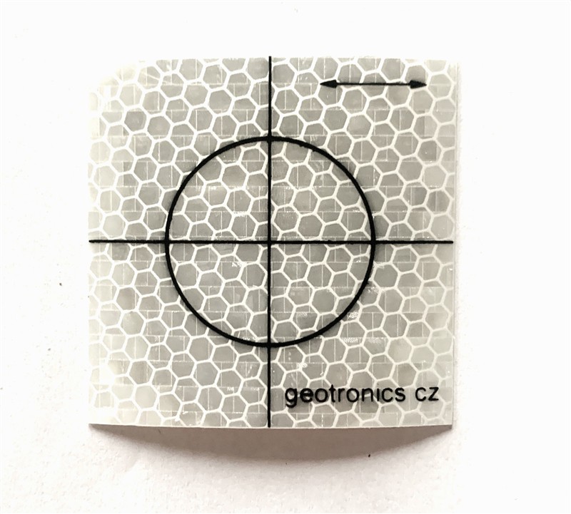 Odrazný štítek bílý se standardním záměrným křížkem, 5x5 cm, sada 10 ks